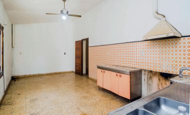 VENTA CASA GALPON Y DEPOSITO SOBRE RUTA 68