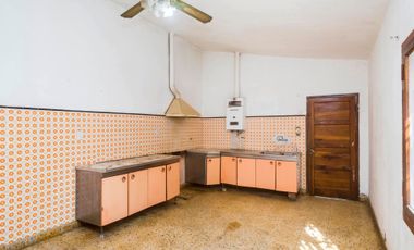 VENTA CASA GALPON Y DEPOSITO SOBRE RUTA 68