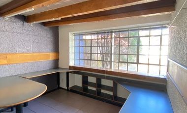 CASA EN VENTA O RENTA CON USO DE SUELO EN GUADALUPE INN