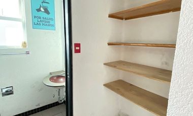 CASA EN VENTA O RENTA CON USO DE SUELO EN GUADALUPE INN