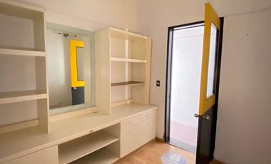 CASA EN VENTA O RENTA CON USO DE SUELO EN GUADALUPE INN