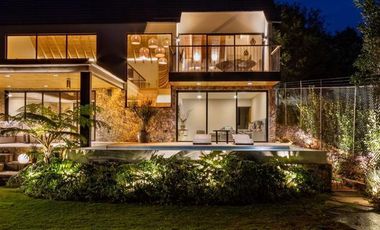 CASA NUEVA Y MODERNA EN VENTA