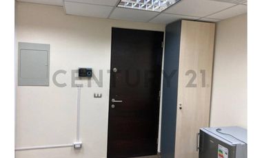 Venta confortable Oficina Avenida Providencia