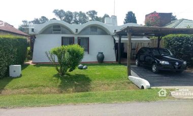 Casa 2 Amb. en Impecable Estado