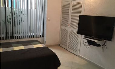 CASA EN VENTA A ORILLA DEL LAGO 