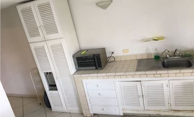 CASA EN VENTA A ORILLA DEL LAGO 