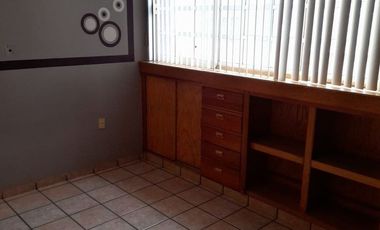 Casa en venta en Nezahualcóyotl, Estado de México