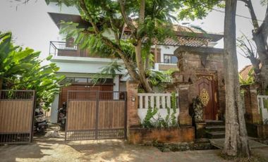 Dijual Rumah Villa Ubud Gianyar Bali Luas Nyaman Ada Swimming Pool Lokasi Super Strategis