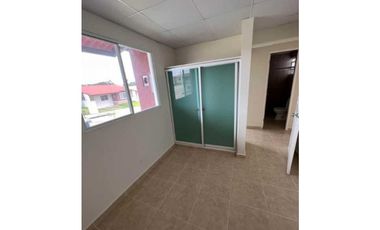 ALQUILO CASA EN LA CHORRERA ARBOLEDA LOS CEREZOS 3R