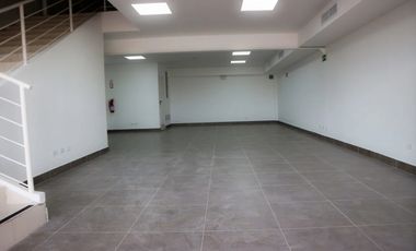 Se Alquila Local Comercial 448 Mts Los Pueblos USD4,000,00+Itbms