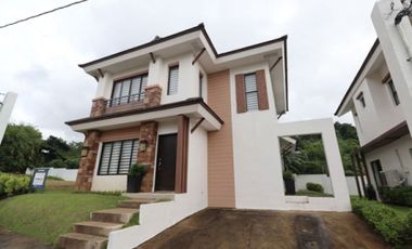 Amarillyo Crest House and lot for Sale At Taytay PH2053
