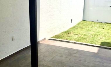 PRECIOSA FRENTE A AREA VERDE 3Rec+Sala Tv+Estudio+Vestidor+Terraza+Jardin+2.5 B