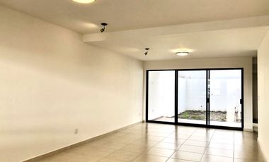 PRECIOSA FRENTE A AREA VERDE 3Rec+Sala Tv+Estudio+Vestidor+Terraza+Jardin+2.5 B