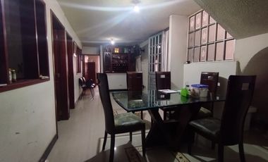 casa en venta en quinta bosch. Cod V31233