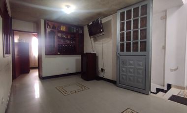 casa en venta en quinta bosch. Cod V31233