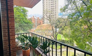 apartamento en arriendo en el nogal. Cod A238