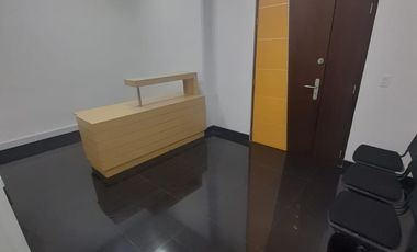 oficina en arriendo en santa barbara - usaquen. Cod A51688