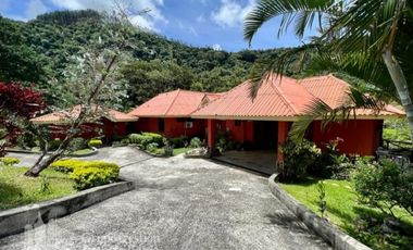 VENTA CASA EN ALTOS DEL MARIA  CV