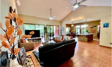 VENTA CASA EN ALTOS DEL MARIA  CV