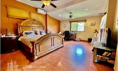 VENTA CASA EN ALTOS DEL MARIA  CV