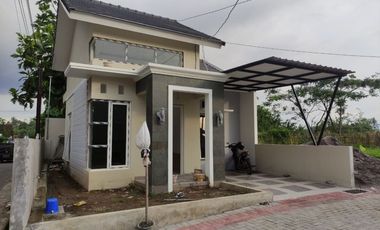 DIJUAL RUMAH MURAH, DEKAT SMA TARUNA NUSANTARA DI MAGELANG