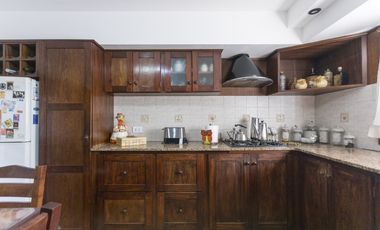 Casa Cuatro Dormitorios Dos Baños Y Local Comecial En Esquina