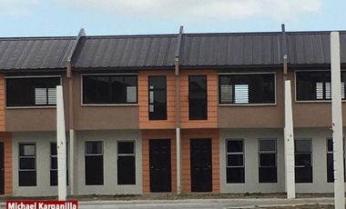 Townhouse for sale in Villaluz Subdivision, Santa Rosa I, Marilao, Bulacan