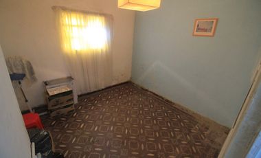 CASA · 5 amb · departamento y local · esquina N°1