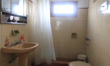 CASA · 5 amb · departamento y local · esquina N°1