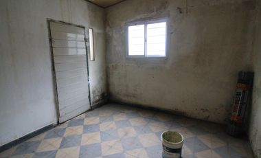 CASA · 5 amb · departamento y local · esquina N°1