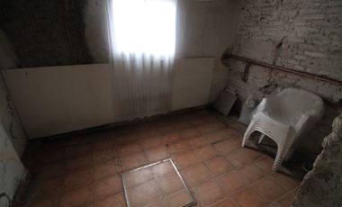 CASA · 5 amb · departamento y local · esquina N°1