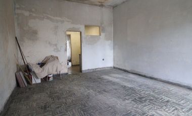 CASA · 5 amb · departamento y local · esquina N°1