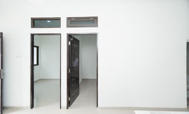 Rumah 10 Menit ke Summarecon Mall Bekasi Siap Huni Dibantu KPR J-38188