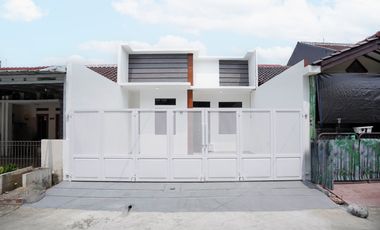 Rumah 10 Menit ke Summarecon Mall Bekasi Siap Huni Dibantu KPR J-38188