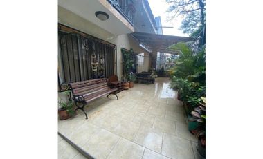 VENDO CASA EN BARRIO CAPRI CALI SUR ALG 7248160