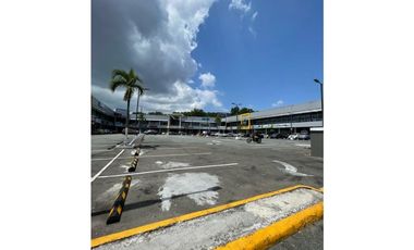 BRISAS DEL GOLF/ LOCAL $3,600/ ALQUILER