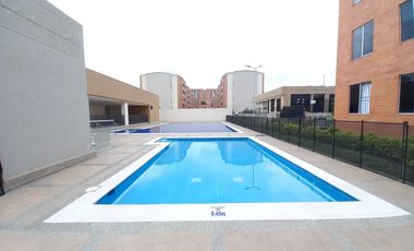apartamento en arriendo en arboleda  algarrobo piso 3 sin ascensor. Cod A13616