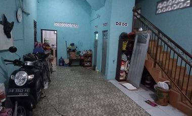 Rumah 2 lantai luas dekat pusat kota Jogja