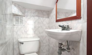 casa en venta en villa antigua. Cod V30110