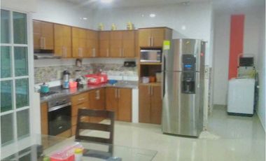 SE VENDE APTO LAS VIÑAS MONTERIA