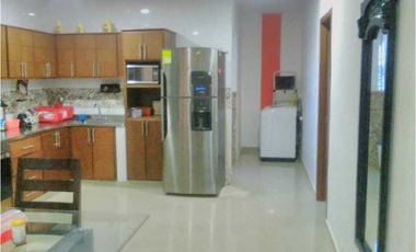 SE VENDE APTO LAS VIÑAS MONTERIA