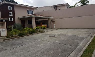 VENTA CASA BRISAS DEL GOLF
