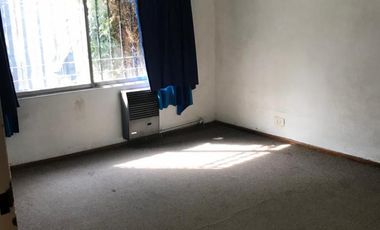 cASA EN LOTE PROPIO CON DOBLE INGRESO