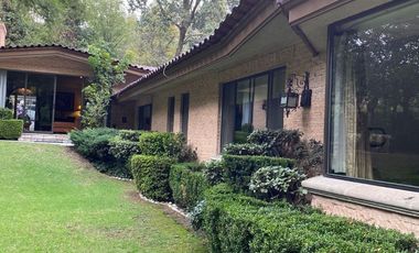 CASA EN VENTA  Y RENTA EN BOSQUES DE LAS LOMAS