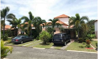 Se Vende Hermosa Casa de Playa en Río Hato Villas de Decameron