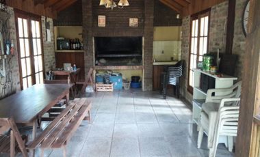 CASA - JULIAN MARTEL esq  CHARLONE - SAN MIGUEL