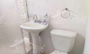 VENTA DE CASA REMODELADA EN COLINAS DEL SUR