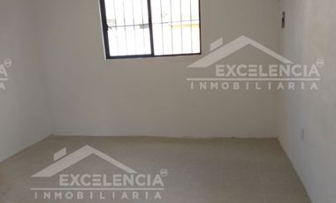 VENTA DE CASA REMODELADA EN COLINAS DEL SUR