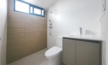 SEA CONFIABLE VENDE SKY 66 San Francisco PRONTA ENTREGA