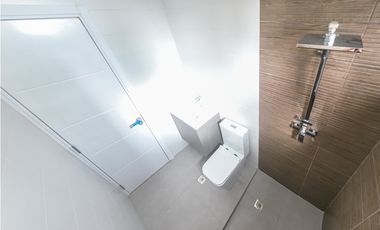 SEA CONFIABLE VENDE SKY 66 San Francisco PRONTA ENTREGA